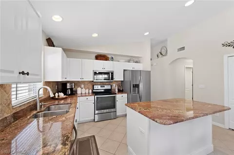 21520 Berwhich Run, Estero, FL 33928 photo 11