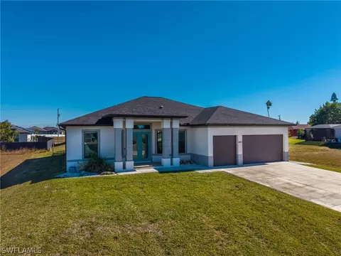 2207 NW 18th Ave, Cape Coral, FL 33993