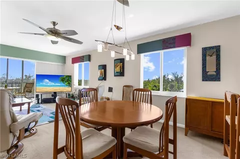 345 Mango St #406, Fort Myers Beach, FL 33931