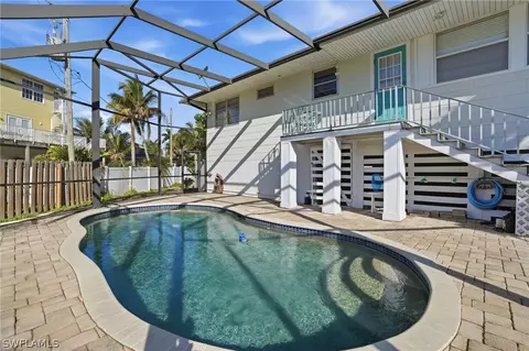 5356 Avenida Pescadora, Fort Myers Beach, FL 33931