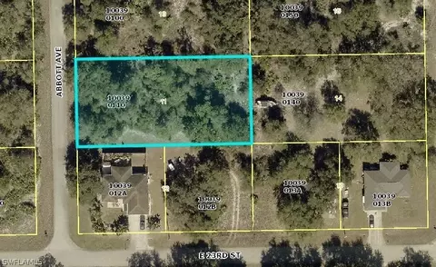 2302 Abbott Ave, Alva, FL 33920