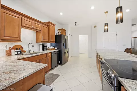 Kitchen - 20079 Larino Loop, Estero, FL 33928 photo 5 of 5