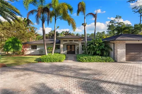 4501 3rd Ave SW, Naples, FL 34119 photo 3