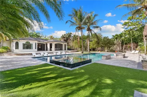 4501 3rd Ave SW, Naples, FL 34119 photo 4