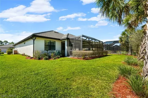 16577 Windsor Way, Alva, FL 33920 photo 2