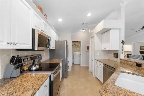359 Dover Pl #E204, Naples, FL 34104 photo 15