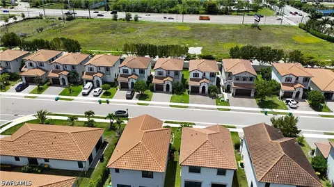 View/Area - 9045 Madrid Cir, Naples, FL 34104 photo 4 of 6