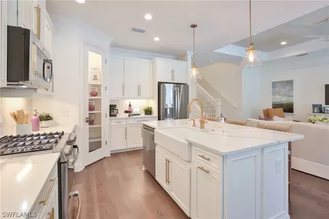 Kitchen - 4235 Pegasus Way, Naples, FL 34120 photo 3 of 5