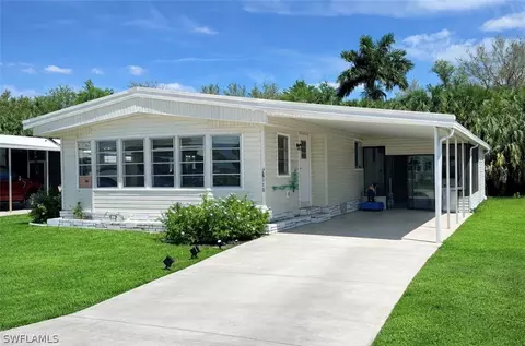 26110 Princess Ln, Bonita Springs, FL 34135