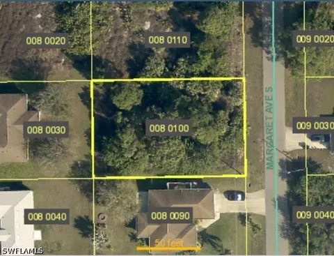 916 Margaret Ave S, Lehigh Acres, FL 33974