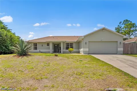 912 Maywood Ave S, Lehigh Acres, FL 33974