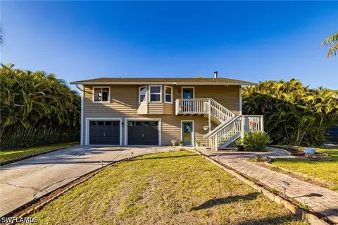 4730 Pembrooke Ln, Bonita Springs, FL 34134