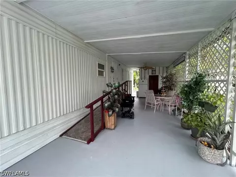 Exterior - 857 Manatee Rd, Naples, FL 34114 photo 4 of 5