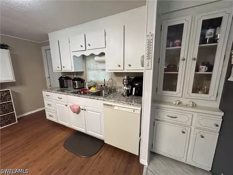 Kitchen - 857 Manatee Rd, Naples, FL 34114 photo 1 of 1