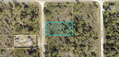 1122 Wells Ave, Lehigh Acres, FL 33972
