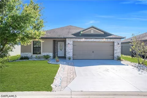 175 Shadowview Ct, Lehigh Acres, FL 33974