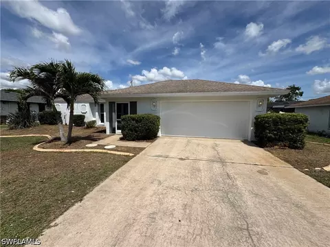 1925 SE 1st Ter, Cape Coral, FL 33990