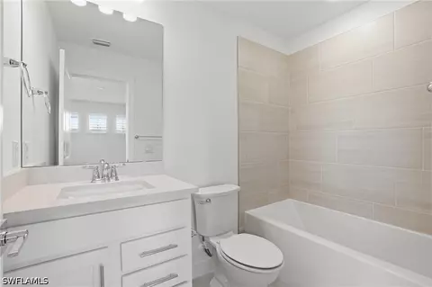 Bath - 19832 Fox Grove Dr, Estero, FL 33928 photo 2 of 4