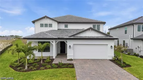 19832 Fox Grove Dr, Estero, FL 33928