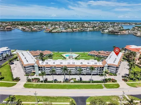 750 W Elkcam Cir #219, Marco Island, FL 34145