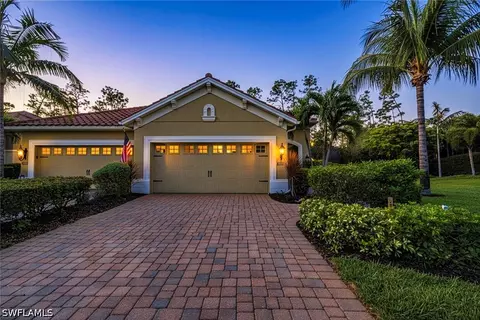 10021 Antori Dr, Estero, FL 33928