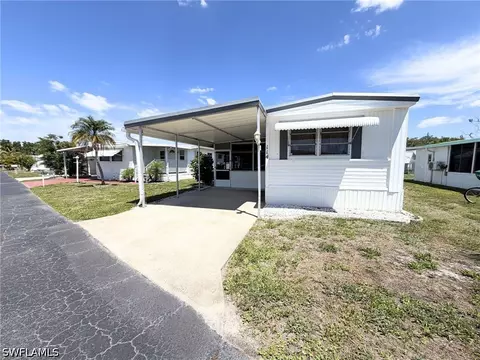 114 Rose Ln #111, Naples, FL 34114