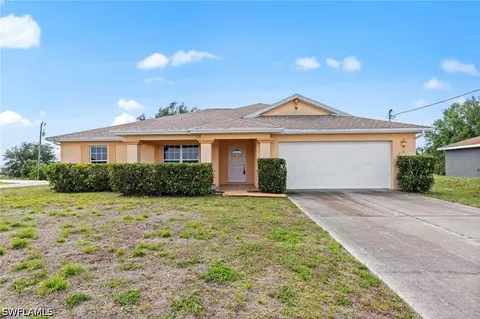218 Pembroke St, Lehigh Acres, FL 33974