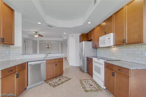 Kitchen - 3580 Lansing Loop #102, Estero, FL 33928 photo 3 of 3