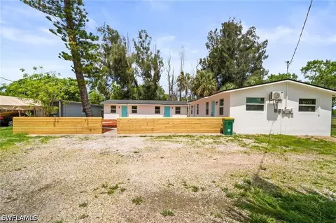 Exterior - 2316 Bayside St, Naples, FL 34112 photo 2 of 5