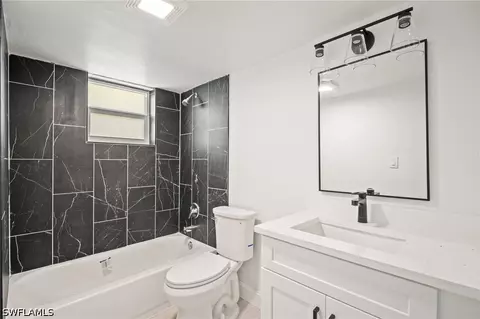 Bath - 2316 Bayside St, Naples, FL 34112 photo 3 of 4