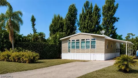 20472 Luettich Ln, Estero, FL 33928