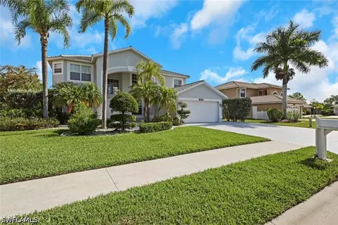 8711 Kilkenny Ct, Fort Myers, FL 33912