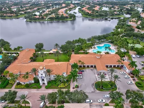 View/Area - 5902 Bermuda Ln, Naples, FL 34119 photo 5 of 6