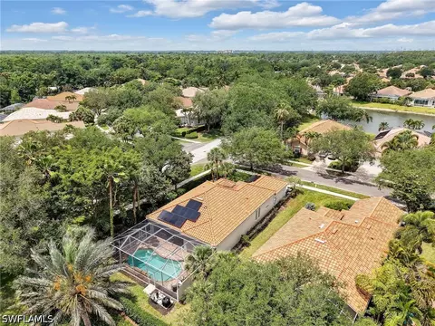 View/Area - 5902 Bermuda Ln, Naples, FL 34119 photo 1 of 6