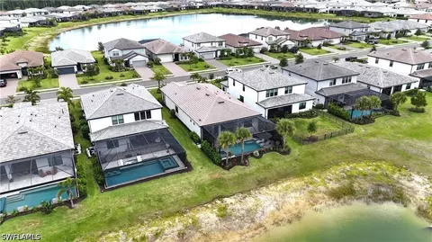 View/Area - 20422 Pebble Glen Dr, Estero, FL 33928 photo 3 of 7