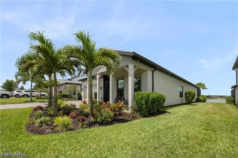 Exterior - 20422 Pebble Glen Dr, Estero, FL 33928 photo 4 of 11