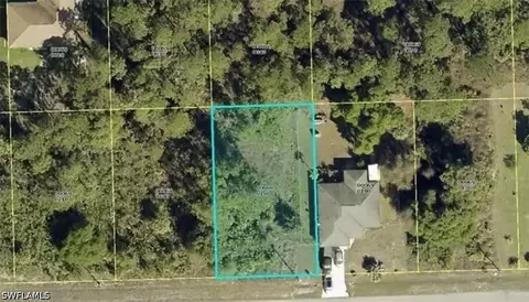 2814 48th St W, Lehigh Acres, FL 33971