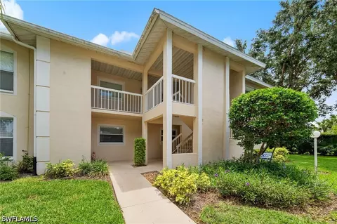 621 Squire Cir #204, Naples, FL 34104