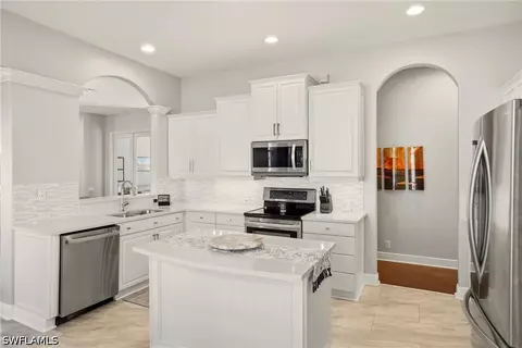 Kitchen - 20441 Rookery Dr, Estero, FL 33928 photo 2 of 4