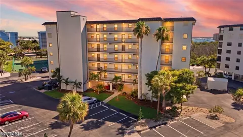 6893 Estero Blvd #423, Fort Myers Beach, FL 33931