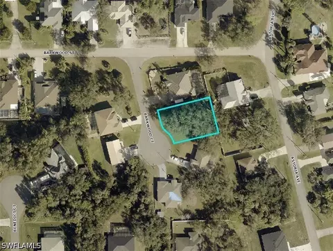 6121 Barkwood Ct, Fort Myers, FL 33905