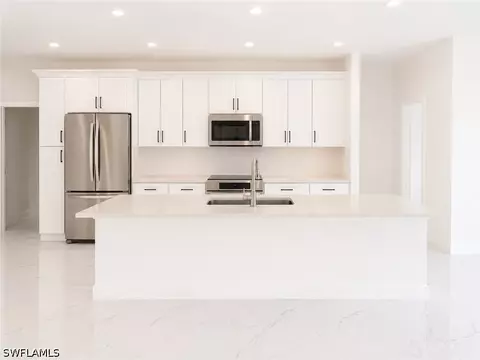 303 W 7th St, Lehigh Acres, FL 33972
