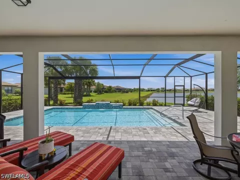 4010 E Hampton Cir, Alva, FL 33920