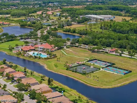 View/Area - 4010 E Hampton Cir, Alva, FL 33920 photo 8 of 9