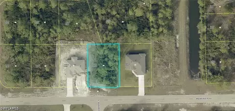 1053 Milwaukee Blvd, Lehigh Acres, FL 33974