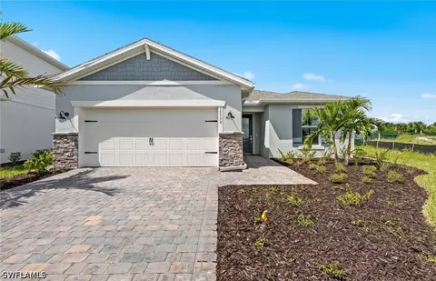42741 Valley Brooks St, Punta Gorda, FL 33982