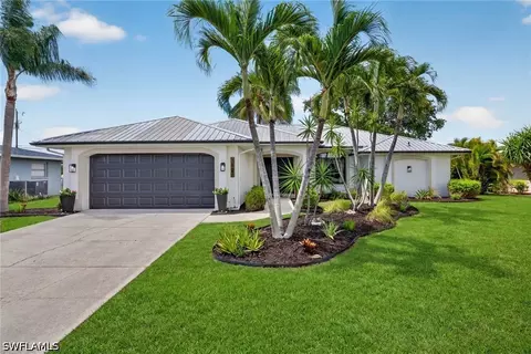 1403 Shelby Pkwy, Cape Coral, FL 33904