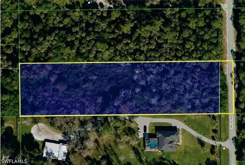 4 Th St NE, Naples, FL 34120
