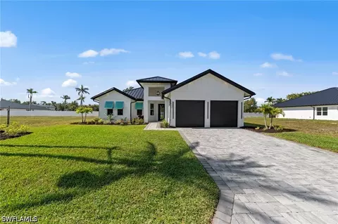 12337 Sweet Kiwi Ln, Fort Myers, FL 33908