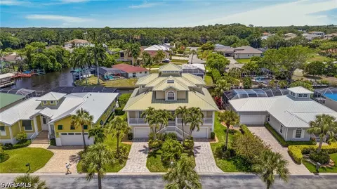 27041 Flamingo Dr, Bonita Springs, FL 34135